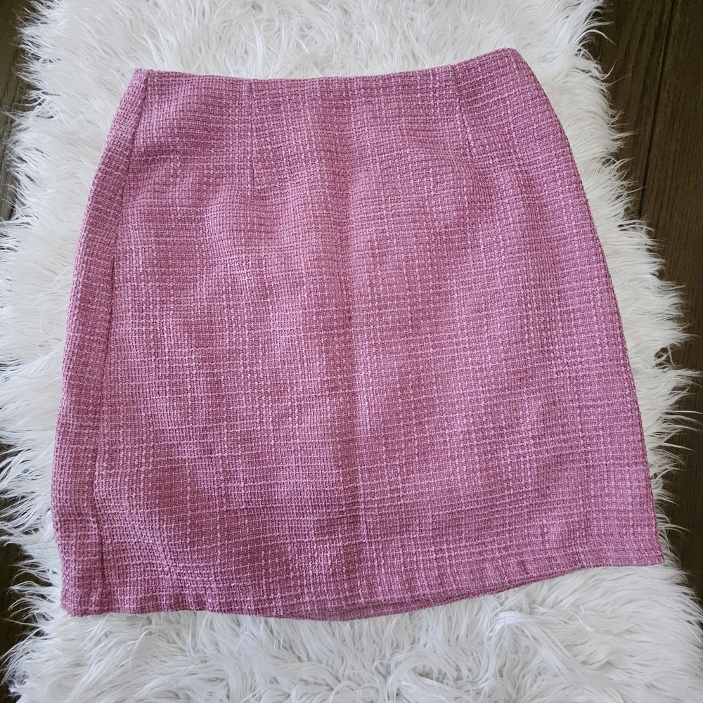 Pink Lily Textured A-Line Skirt in Pink